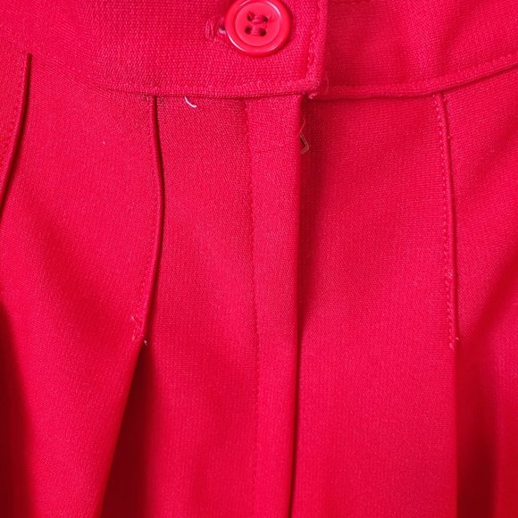 Red Varsity pleaded skirt - Picture 3 of 7